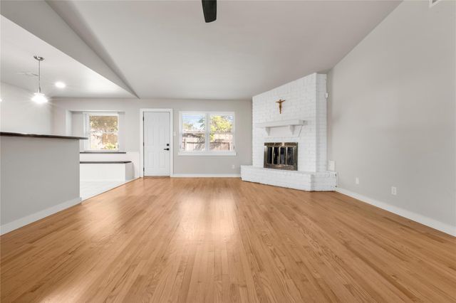 9730 Wickenburg Drive, Houston, TX 77031