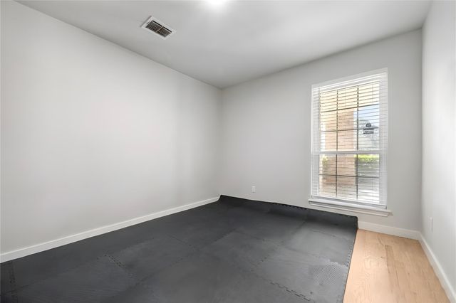 9730 Wickenburg Drive, Houston, TX 77031