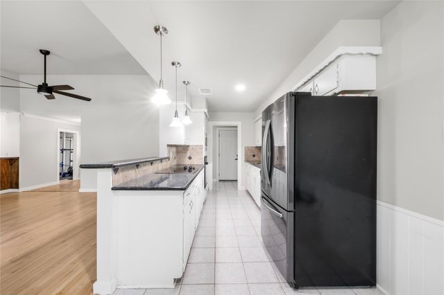 9730 Wickenburg Drive, Houston, TX 77031