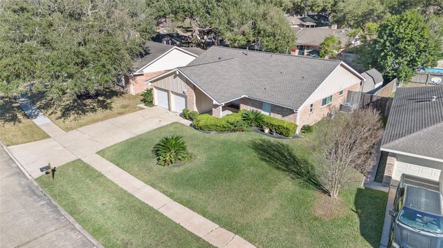 9730 Wickenburg Drive, Houston, TX 77031