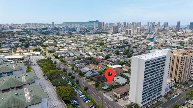 1817 Wilder Avenue, Honolulu, HI 96822