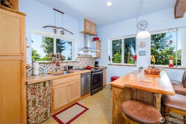 1648 Township Line Road, Port Angeles, WA 98362