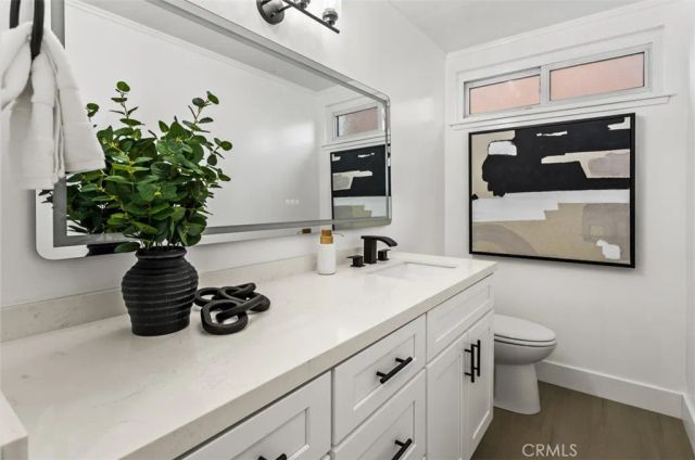 9882 Kings Canyon, Huntington Beach, CA 92646