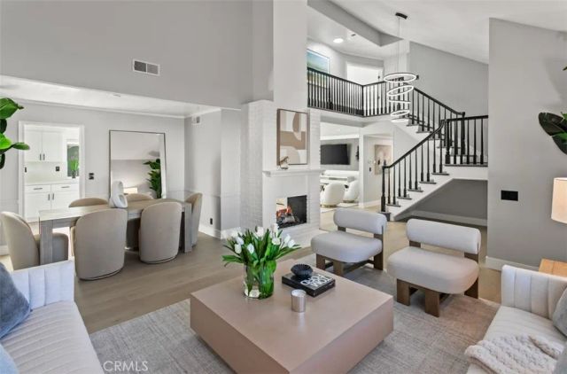 9882 Kings Canyon, Huntington Beach, CA 92646