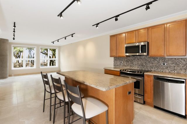 3030 Post Oak Boulevard 202, Houston, TX 77056