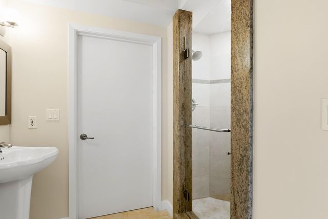 3030 Post Oak Boulevard 202, Houston, TX 77056