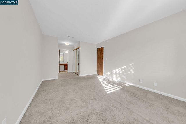 1383 Hull Ln, Martinez, CA 94553