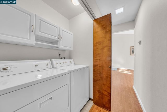 1383 Hull Ln, Martinez, CA 94553