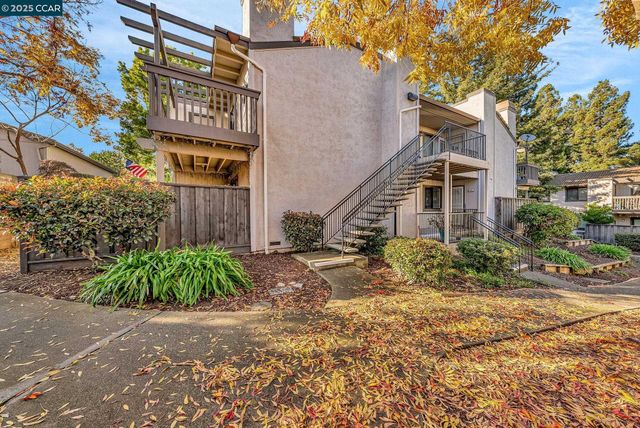 1383 Hull Ln, Martinez, CA 94553