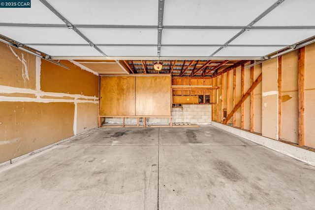 1383 Hull Ln, Martinez, CA 94553