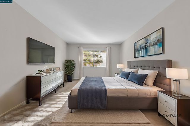 1383 Hull Ln, Martinez, CA 94553