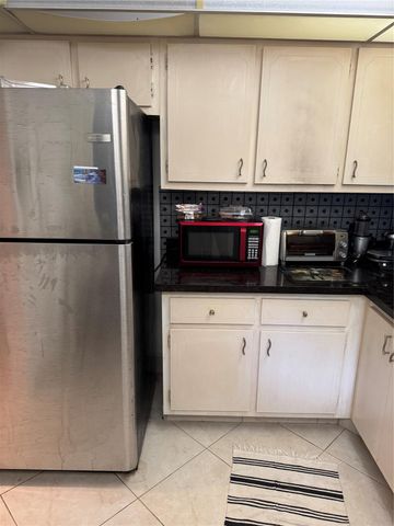 3000 S Course Dr 205, Pompano Beach, FL 33069