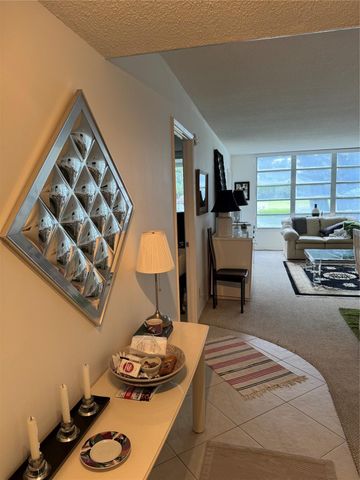 3000 S Course Dr 205, Pompano Beach, FL 33069