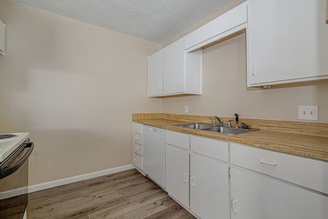 101 Cedar Crest Street 101, Joshua, TX 76058