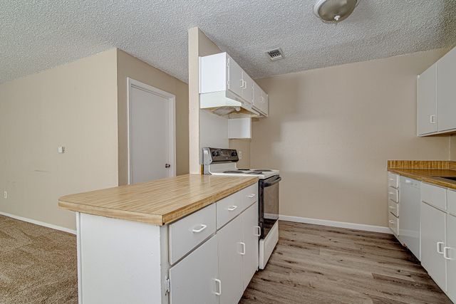 101 Cedar Crest Street 101, Joshua, TX 76058