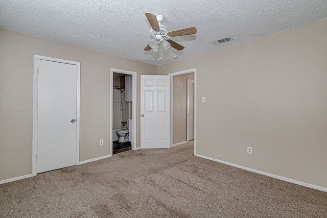 101 Cedar Crest Street 101, Joshua, TX 76058