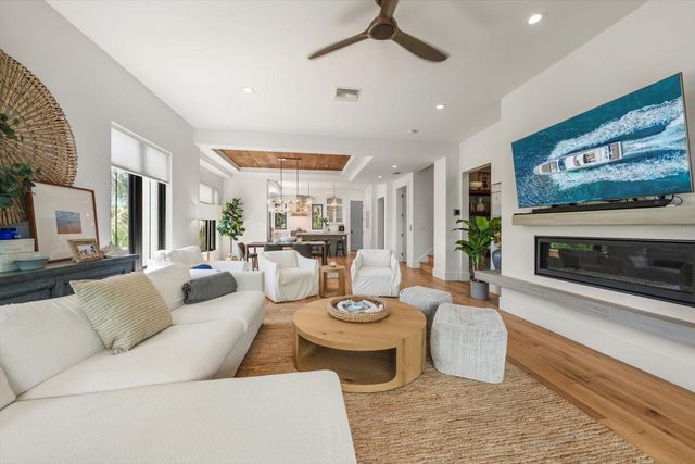 6840 LONGBOAT DRIVE S, Longboat Key, FL 34228
