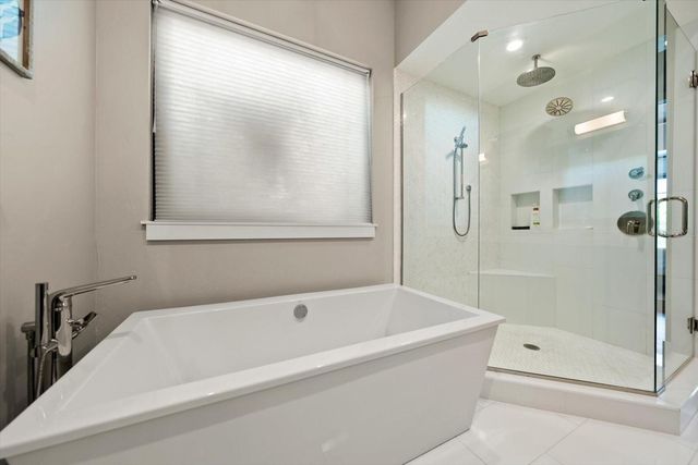 6840 LONGBOAT DRIVE S, Longboat Key, FL 34228