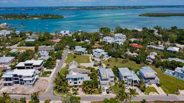 6840 LONGBOAT DRIVE S, Longboat Key, FL 34228