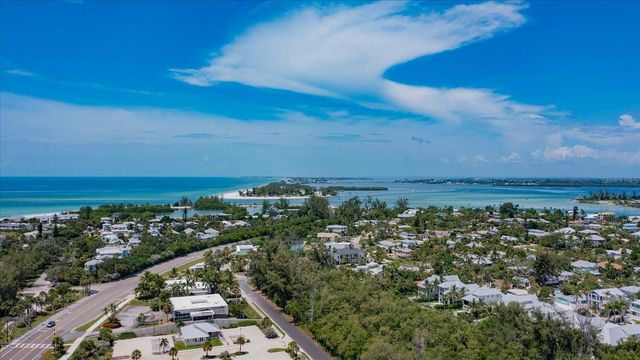 6840 LONGBOAT DRIVE S, Longboat Key, FL 34228