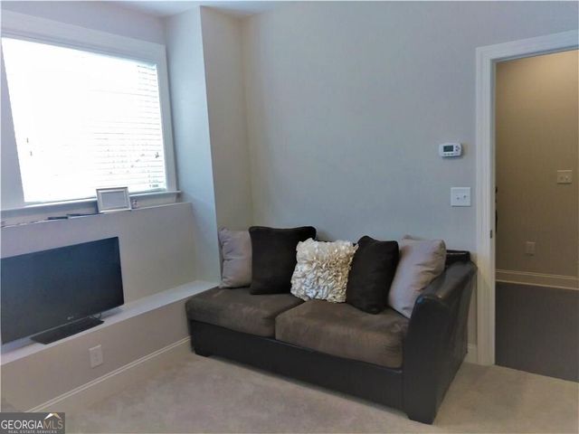 4475 Donahue Avenue, Sugar Hill, GA 30518