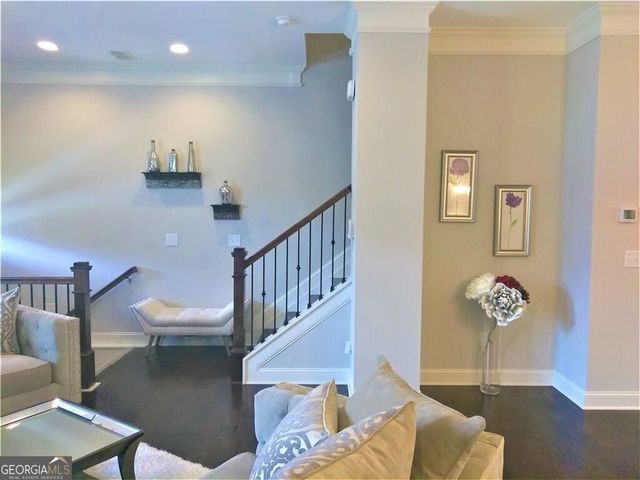 4475 Donahue Avenue, Sugar Hill, GA 30518