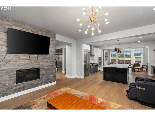 4010 Nw 62ND Cir, Camas, WA 98607