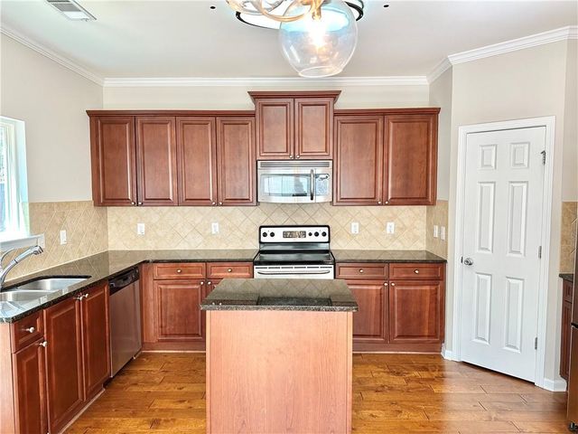 1492 Liberty Parkway NW 2201, Atlanta, GA 30318