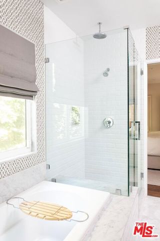 9001 Phyllis Avenue, West Hollywood, CA 90069