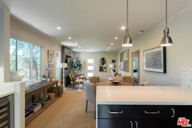 9001 Phyllis Avenue, West Hollywood, CA 90069