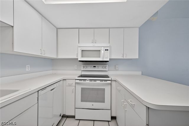 8421 N Haven LN B, Fort Myers, FL 33919