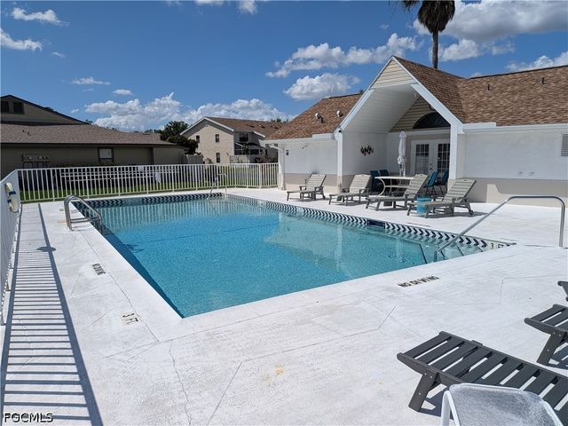 8421 N Haven LN B, Fort Myers, FL 33919