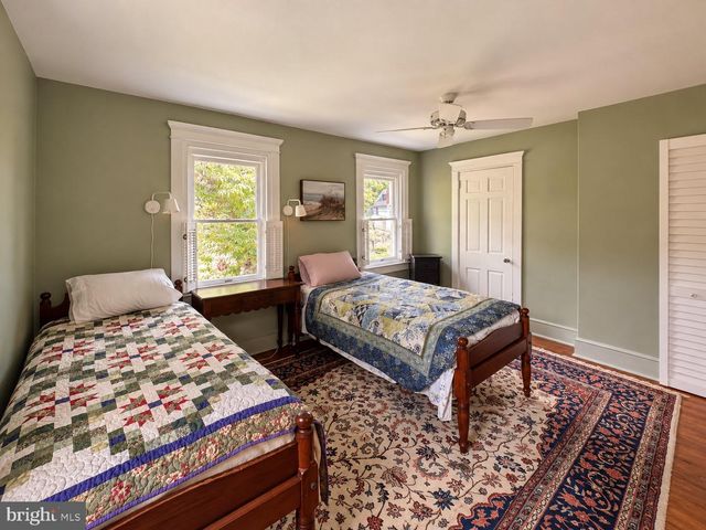 29 GARRETT AVE, Bryn Mawr, PA 19010