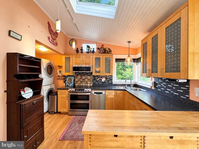 29 GARRETT AVE, Bryn Mawr, PA 19010