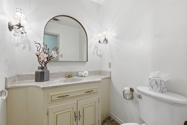 823 Ridgecrest Circle, Denton, TX 76205