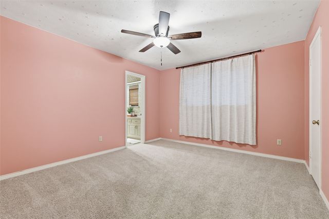 823 Ridgecrest Circle, Denton, TX 76205