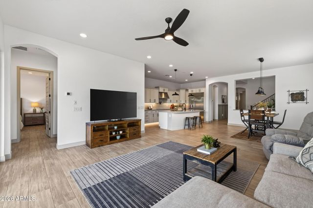 23062 E RAVEN Drive, Queen Creek, AZ 85142