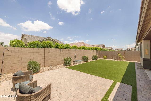 23062 E RAVEN Drive, Queen Creek, AZ 85142