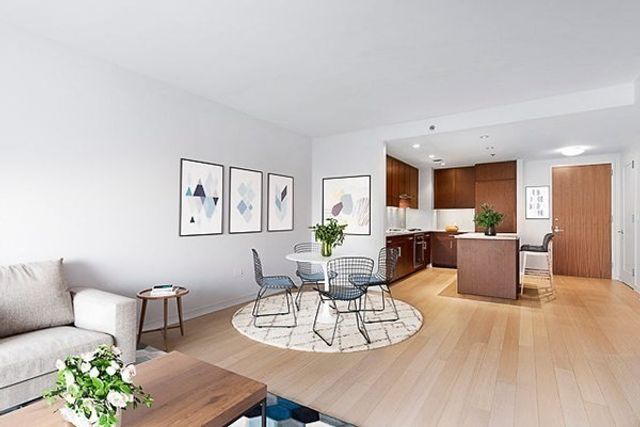 580 Washington St 614, Boston, MA 02111