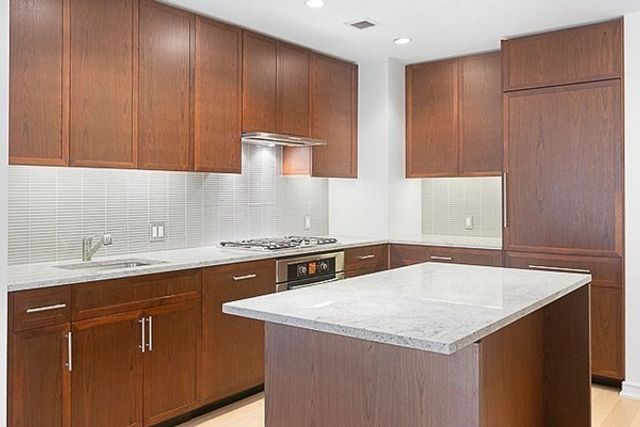 580 Washington St 614, Boston, MA 02111