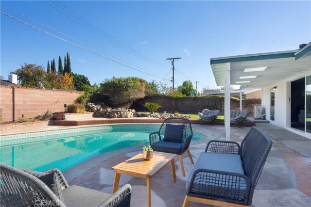 7430 Ponce Avenue, West Hills, CA 91307