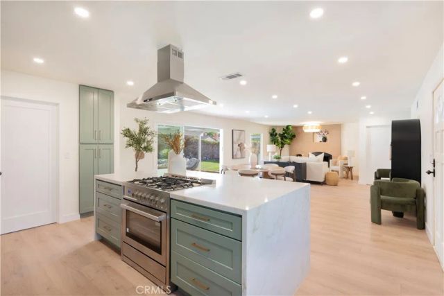 7430 Ponce Avenue, West Hills, CA 91307