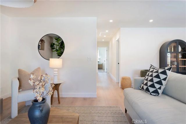 7430 Ponce Avenue, West Hills, CA 91307