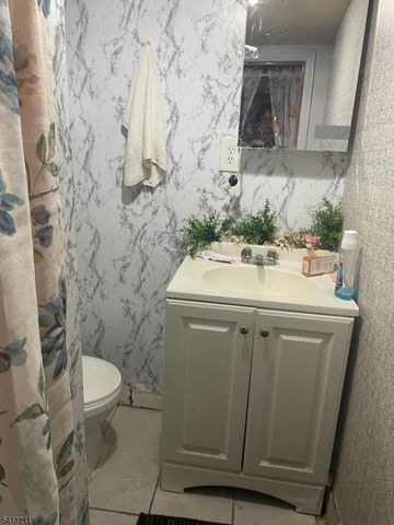 218 Orchard St 2, Elizabeth City, NJ 07208