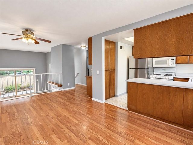 27650 Ironstone Drive 3, Canyon Country, CA 91387