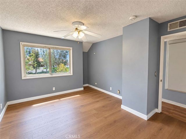 27650 Ironstone Drive 3, Canyon Country, CA 91387