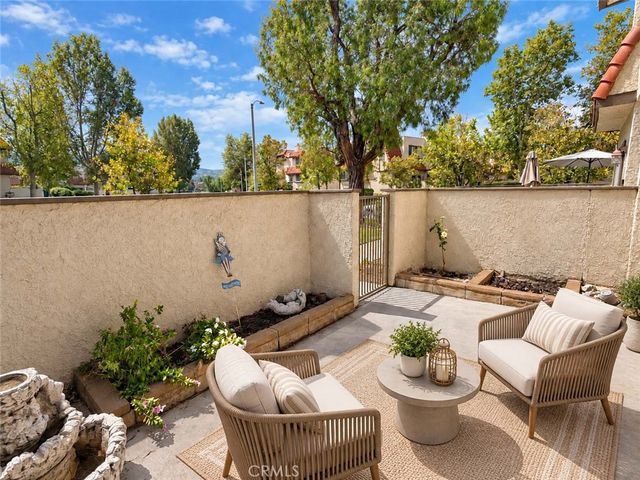 27650 Ironstone Drive 3, Canyon Country, CA 91387