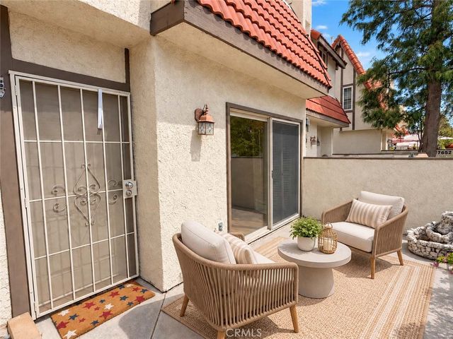 27650 Ironstone Drive 3, Canyon Country, CA 91387