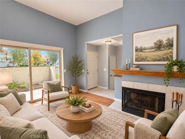 27650 Ironstone Drive 3, Canyon Country, CA 91387