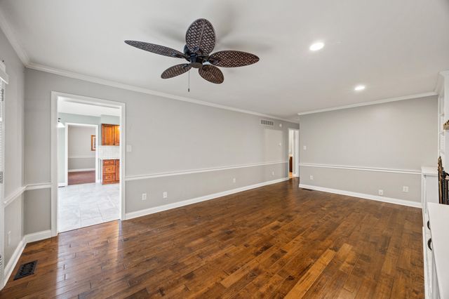 104 Lone Oak Drive, Nicholasville, KY 40356